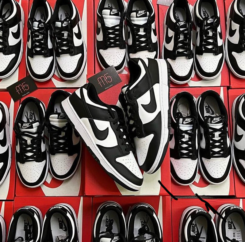 Nike Dunk Low Panda Trainers