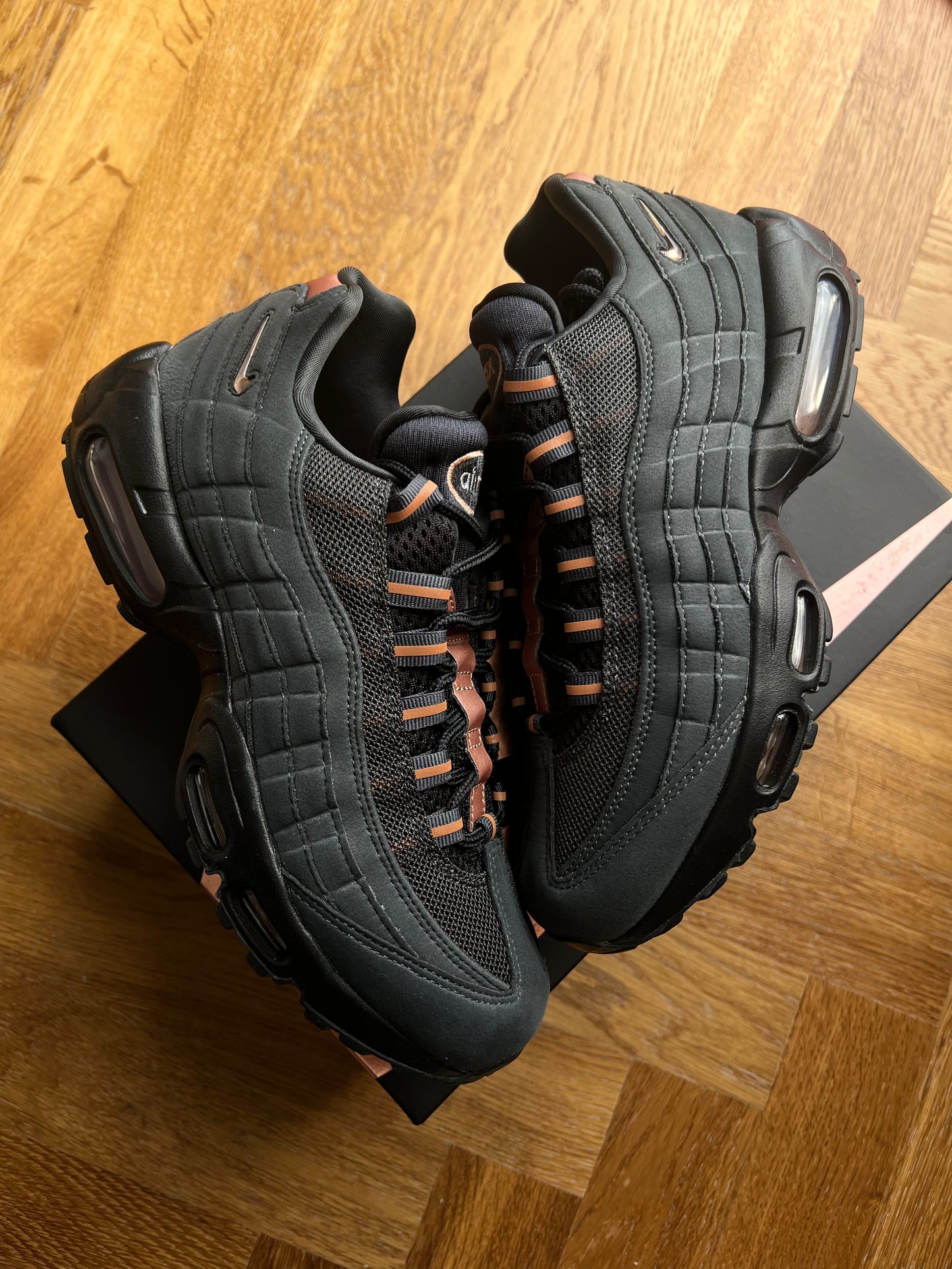 Nike Air Max 95 x Central Cee Syna World ‘Black Rose Gold’